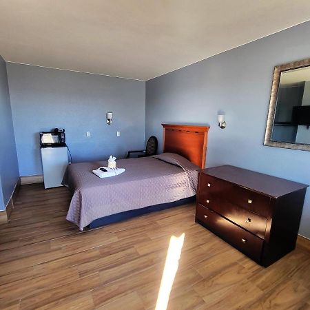 Travel Inn San Antonio Ngoại thất bức ảnh