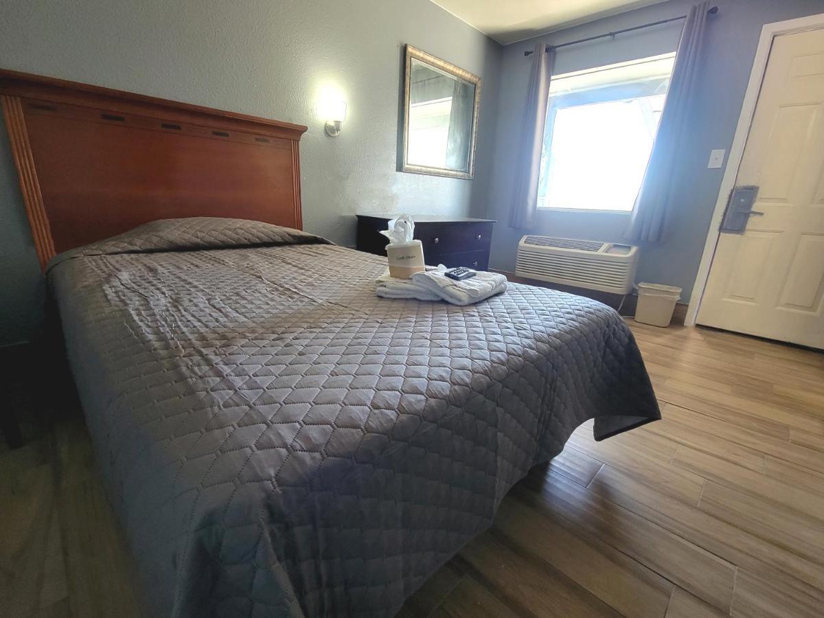 Travel Inn San Antonio Ngoại thất bức ảnh