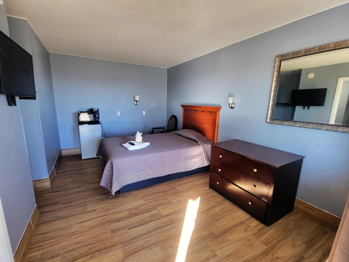 Travel Inn San Antonio Ngoại thất bức ảnh